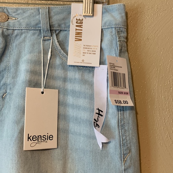 Kensie True Vintage size 6/28 The High Rise Short Perth, ripped - Picture 2 of 4